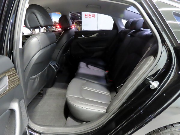 f9e9e7b7b38fb756e646fca4263ce799_1752553