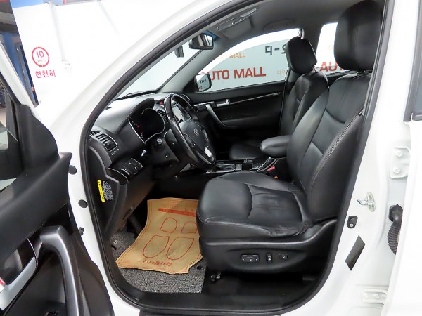 d7b37fe35397c13b263316d3a9866c90_1758864