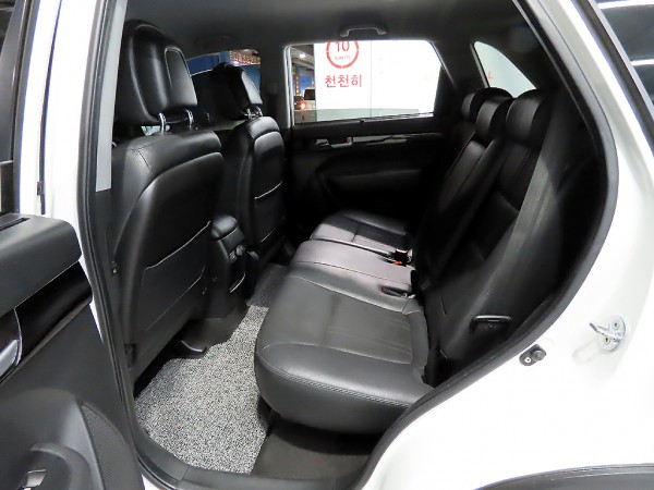 d7b37fe35397c13b263316d3a9866c90_1758864