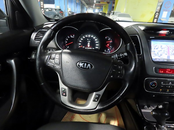 d7b37fe35397c13b263316d3a9866c90_1758864