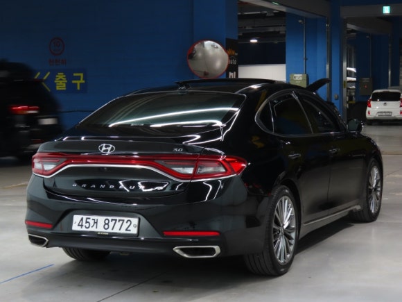 09e7bf1a570d5c42aeb21ad0001ac276_1760927801_7064.jpeg 09e7bf1a570d5c42aeb21ad0001ac276_1760927