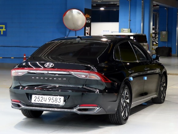 09e7bf1a570d5c42aeb21ad0001ac276_1760929