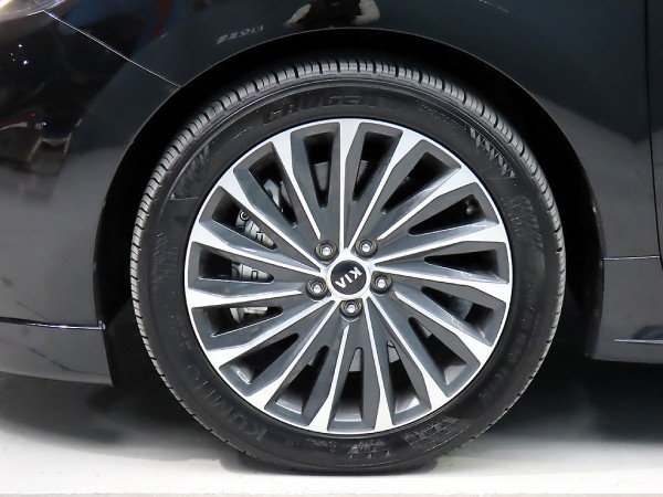 702dd8fb8bdfb7b6fadaac99fa80f5f0_1762493