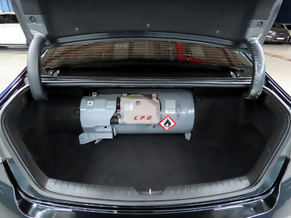 f1173248bea00c09523bb15f5fc77118_1764035