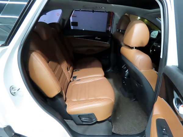 f1173248bea00c09523bb15f5fc77118_1764037